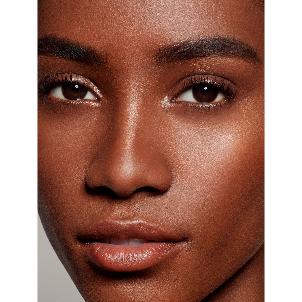 concealer-103-103-PMG_SHADE_DEEP_30_TIA_00137_V2_sRGB_1200x1200_15c40d56-d79a-40a8-8358-3e13ff8572 Skin Fetish: Sublime Perfection Concealer