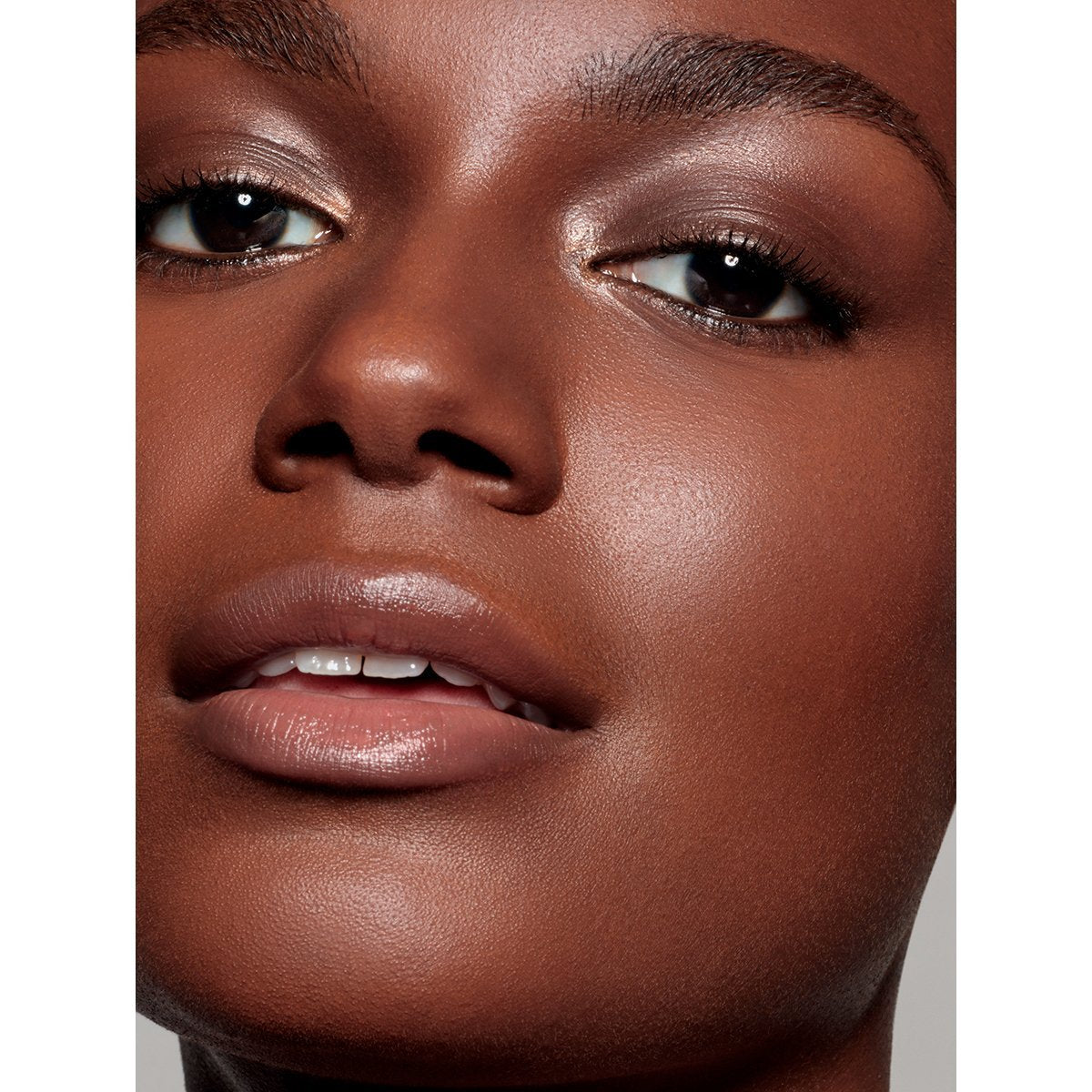 concealer-105-105-PMG_SHADE_DEEP_32_KELLY_14212_V2_sRGB_1200x1200_5ecbf96d-c032-4c49-a6bb-01037b43 Skin Fetish: Sublime Perfection Concealer