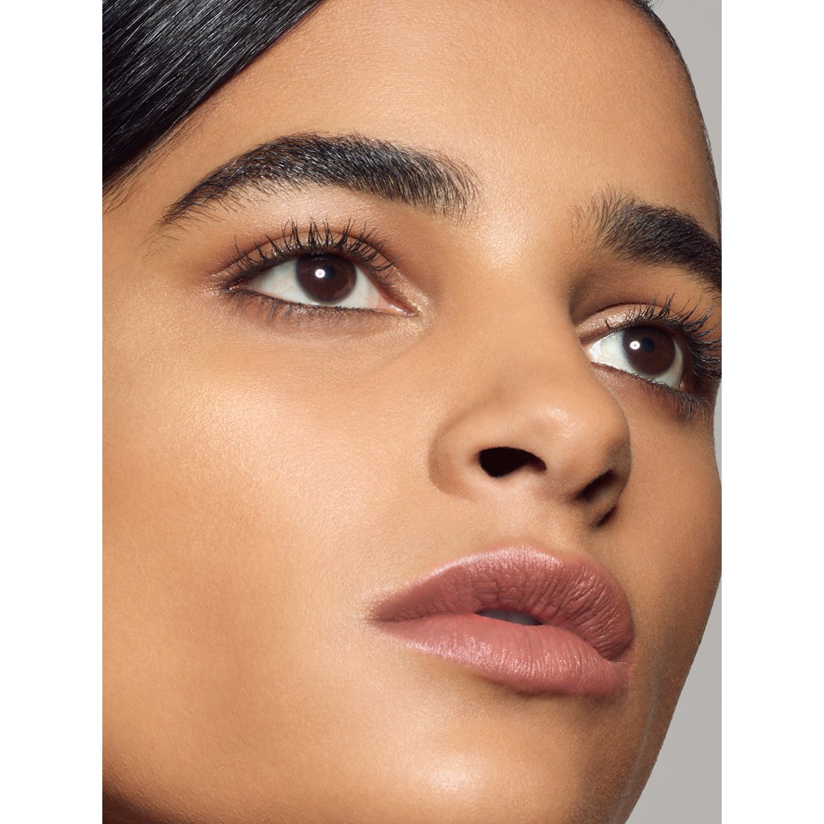 concealer-92-92-PMG_SHADE_MEDIUM_19_ALEXIS_8827_V2_sRGB_1200x1200_83cd3651-c637-4a45-8e5e-d834a2 Skin Fetish: Sublime Perfection Concealer