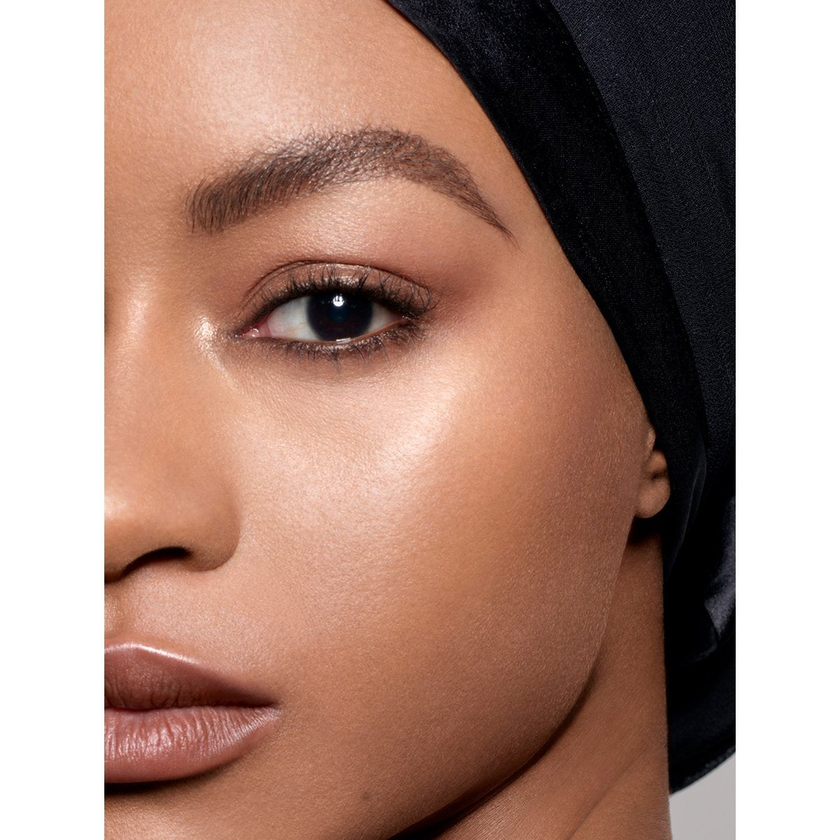 concealer-93-93-PMG_SHADE_MEDIUM_20_KADIJA_9193_V2_sRGB_1200x1200_e43ef882-4f01-4482-a868-356dfd Skin Fetish: Sublime Perfection Concealer