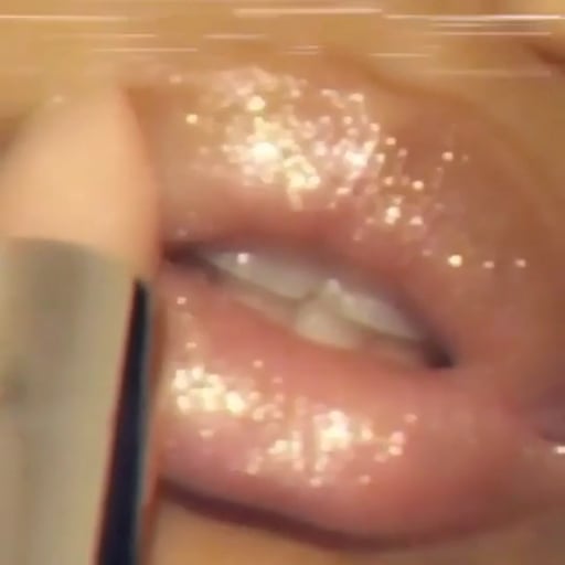 lip-fetish-original-102-102-744187989-f4a1cfc0db6ce32941db1b7f4d5a331d40ba5599966691fffddab30cc1d235d8-d_512 Lip Fetish Balm