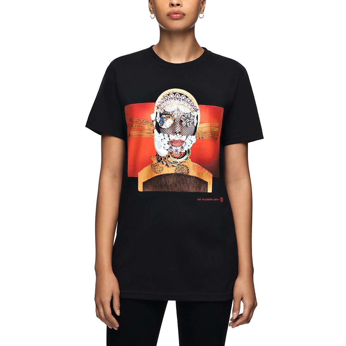 pmg-x-the-met-adorned-shortsleeve-27-27-SHOT_03_007_B_1200x1200_3772d4b3-1a15-4f73-ad5c-73adab821767 PMG X THE MET ADORNED S/S T