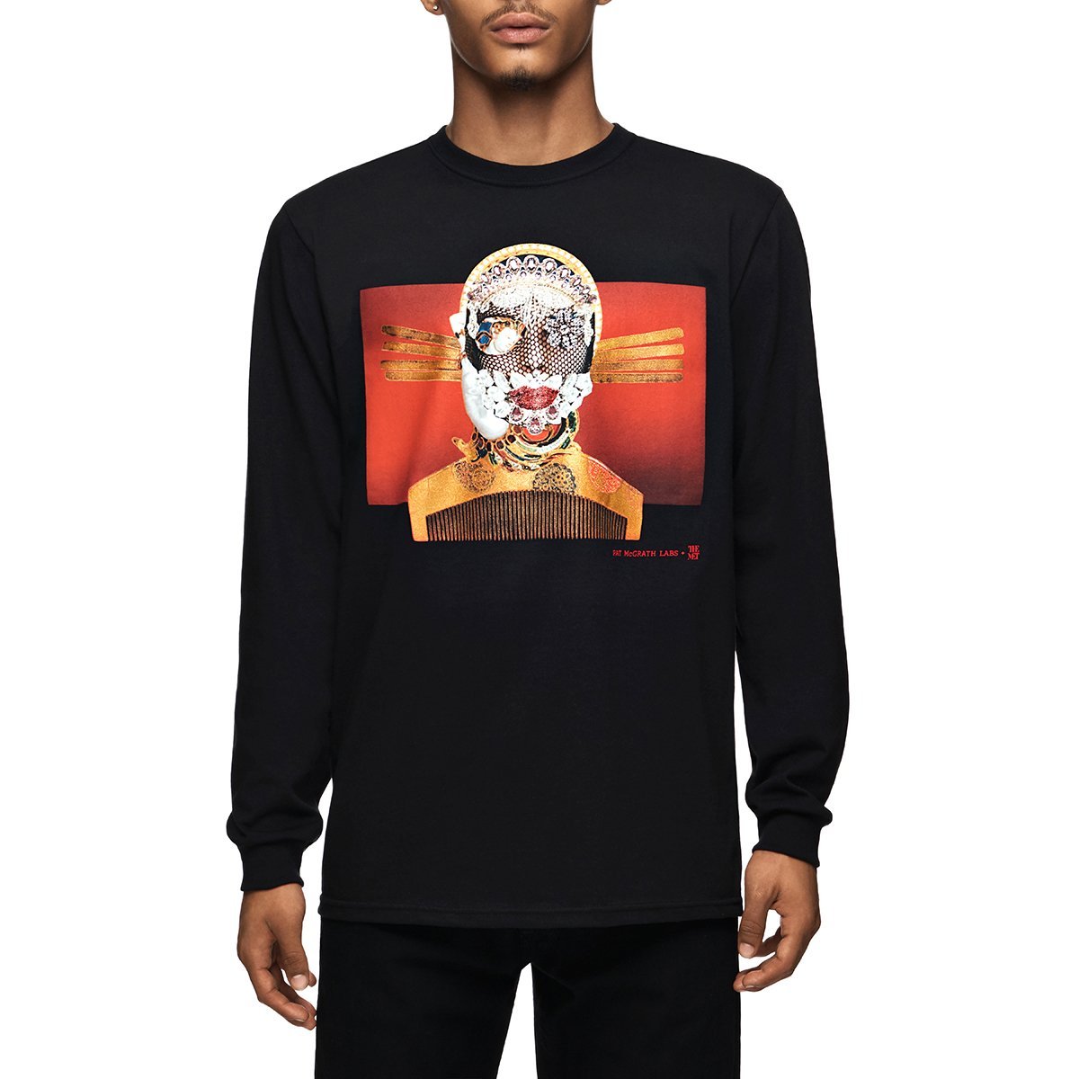 pmg-x-the-met-longsleeve-03-03-SHOT_02_004_B_1200x1200_22546e01-be02-4993-a635-95fd6a4fbc73 PMG X THE MET ADORNED L/S T